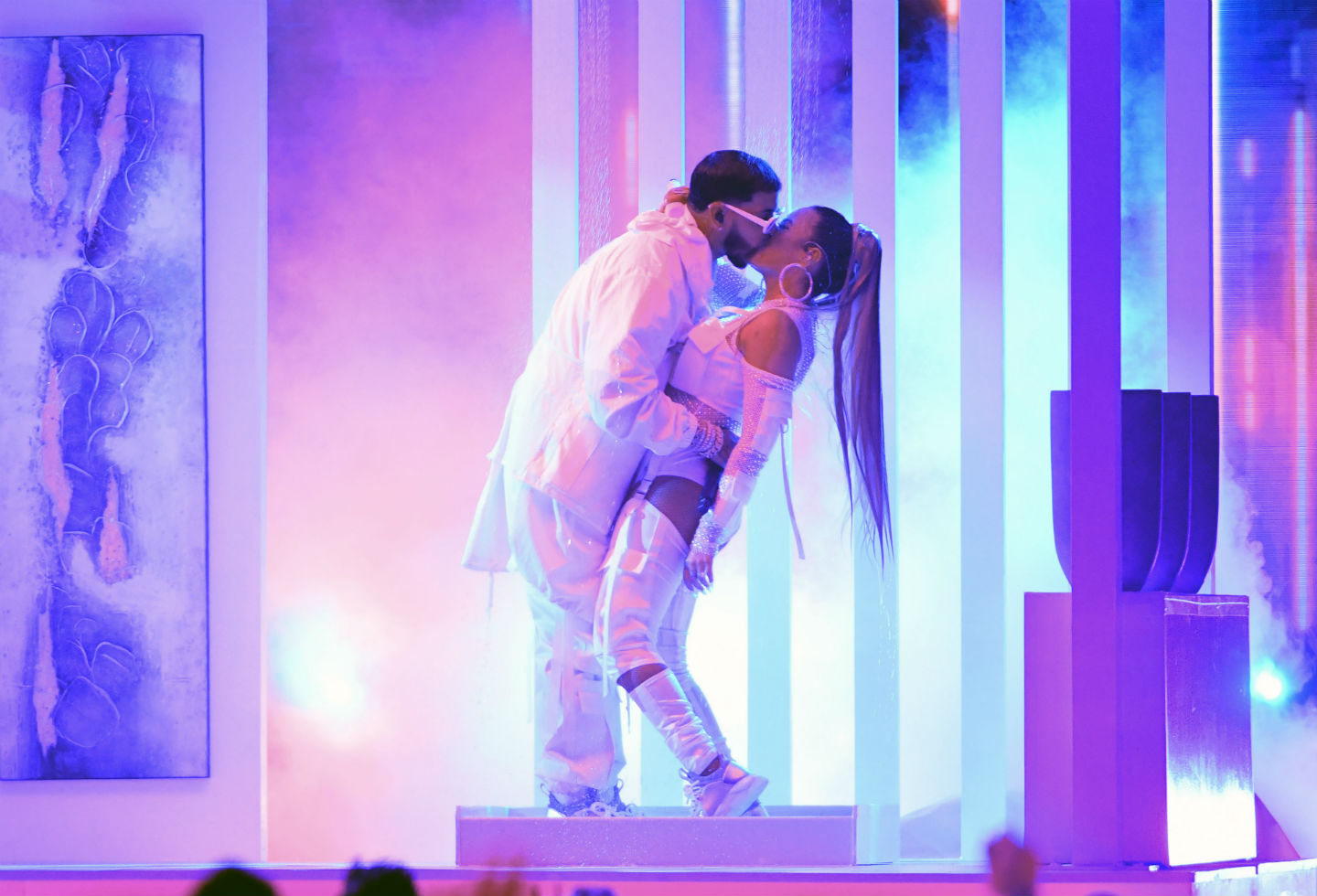 Karol G y Anuel AA en los Premios Billboard de la Música Latina 2019