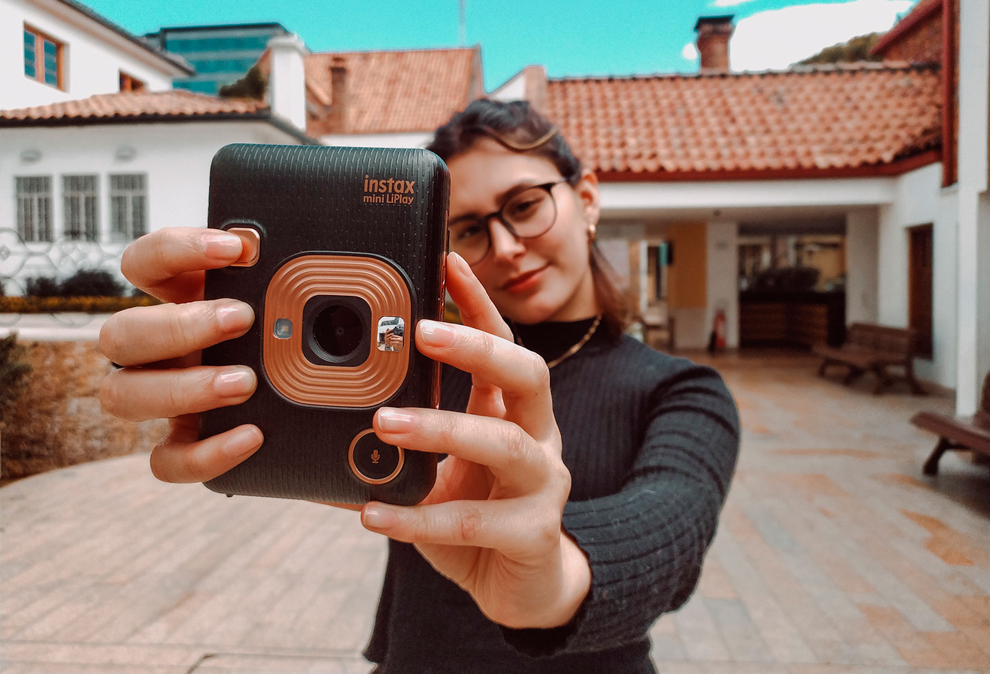 Fujifilm instax mini LiPlay
