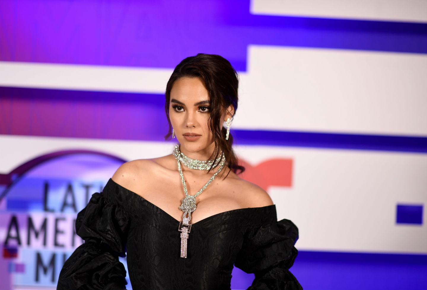 Catriona Gray, Miss Universo en los Latin AMAs 2019