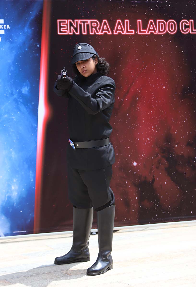 Fans de 'Star Wars Colombia' caracterizados como los personajes de la saga