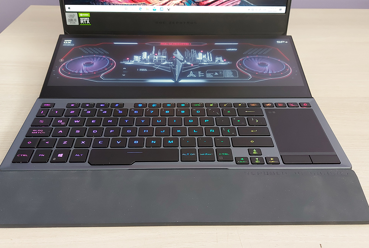Asus ROG Zephyrus Duos
