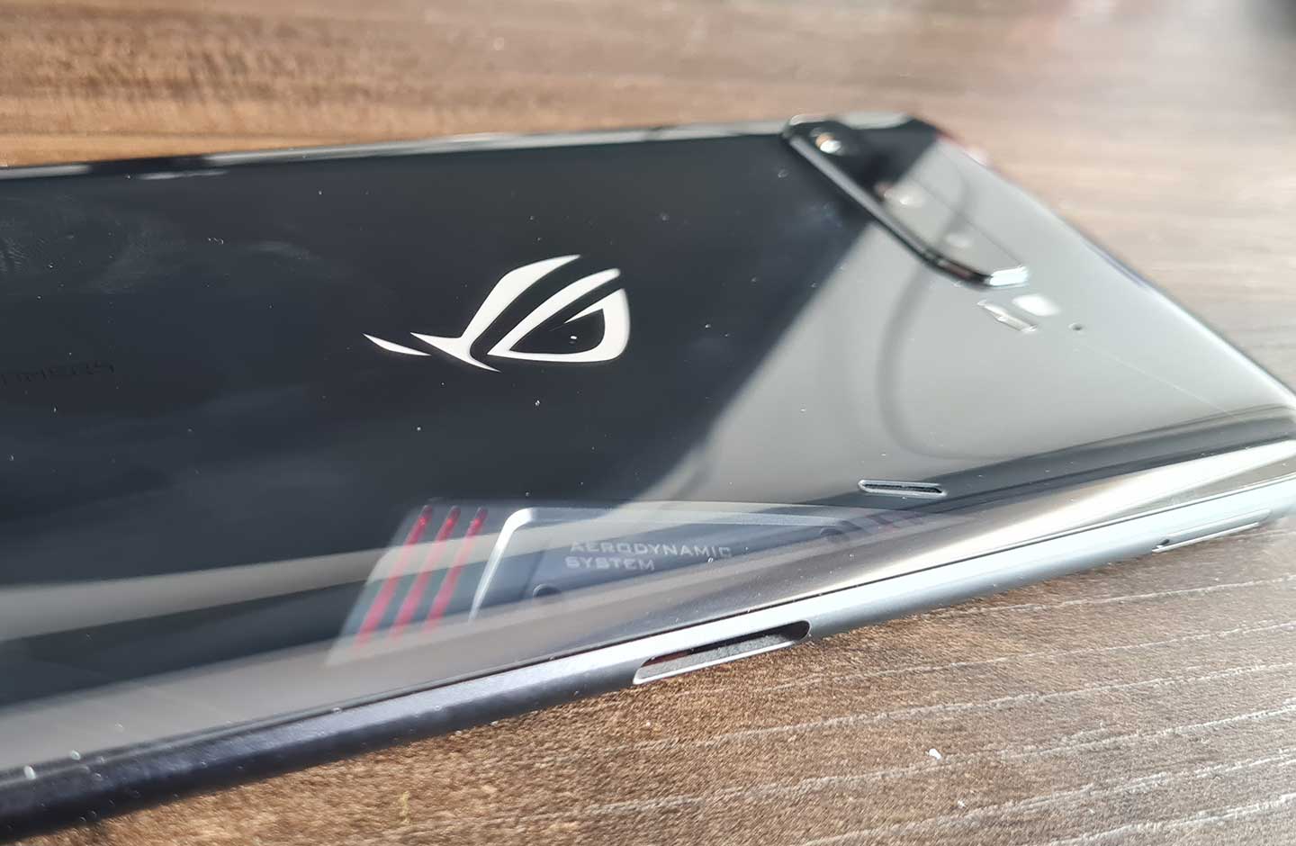Parte posterior del Asus Rog Phone 3