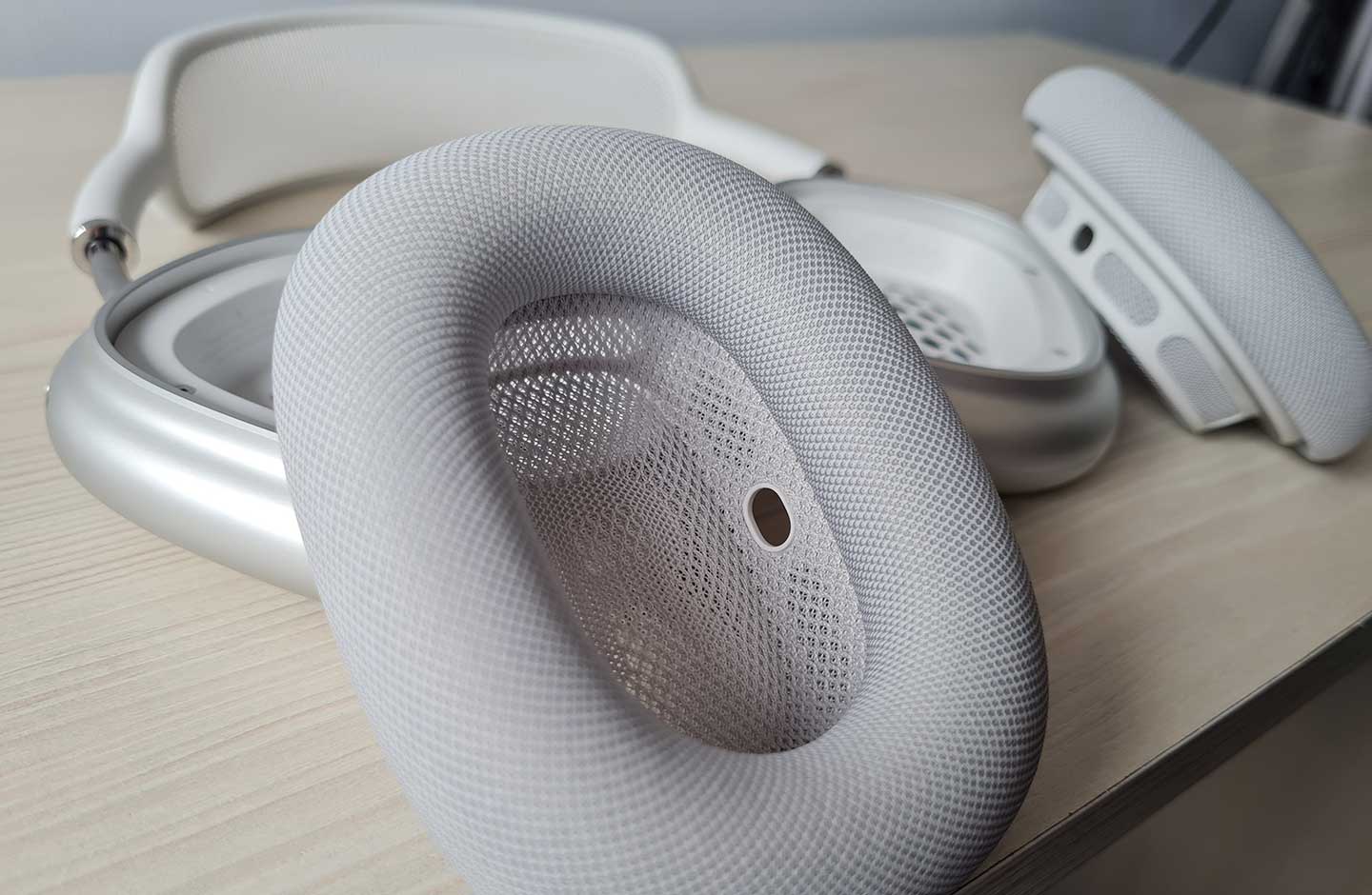 AirPods Max tiene un sistema de almohadillas reemplazables