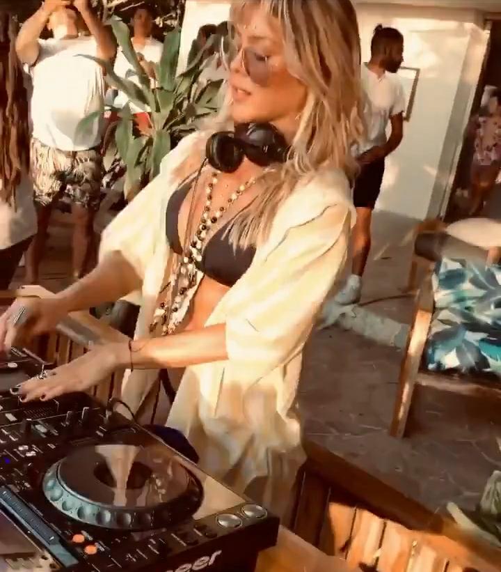 Natalia París