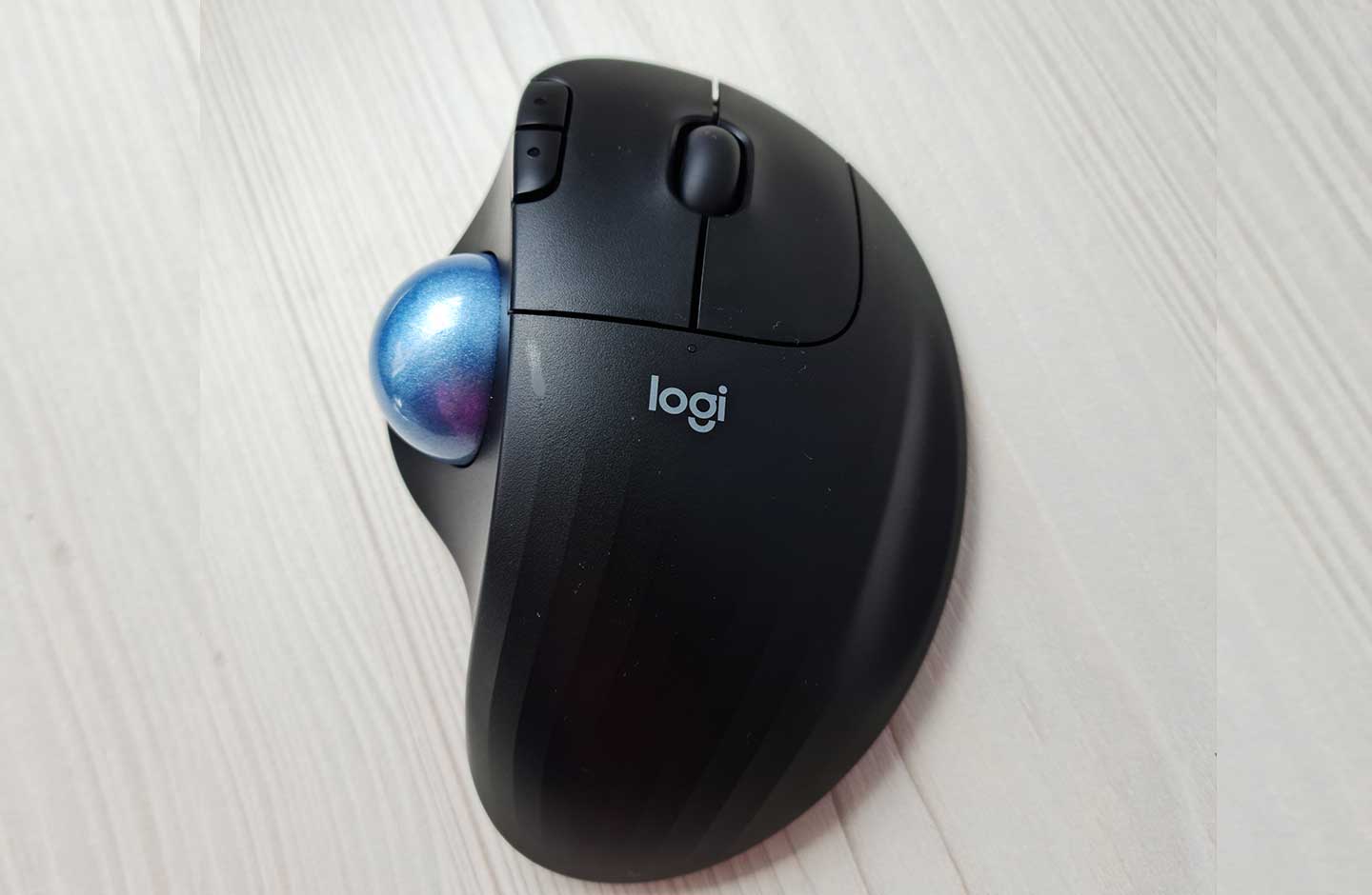 Mouse Logitech Ergo M575