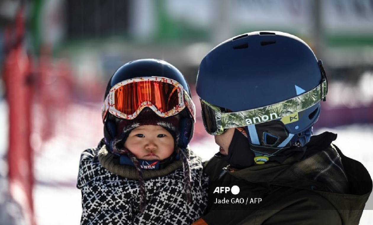 Wang Yuji y su madre