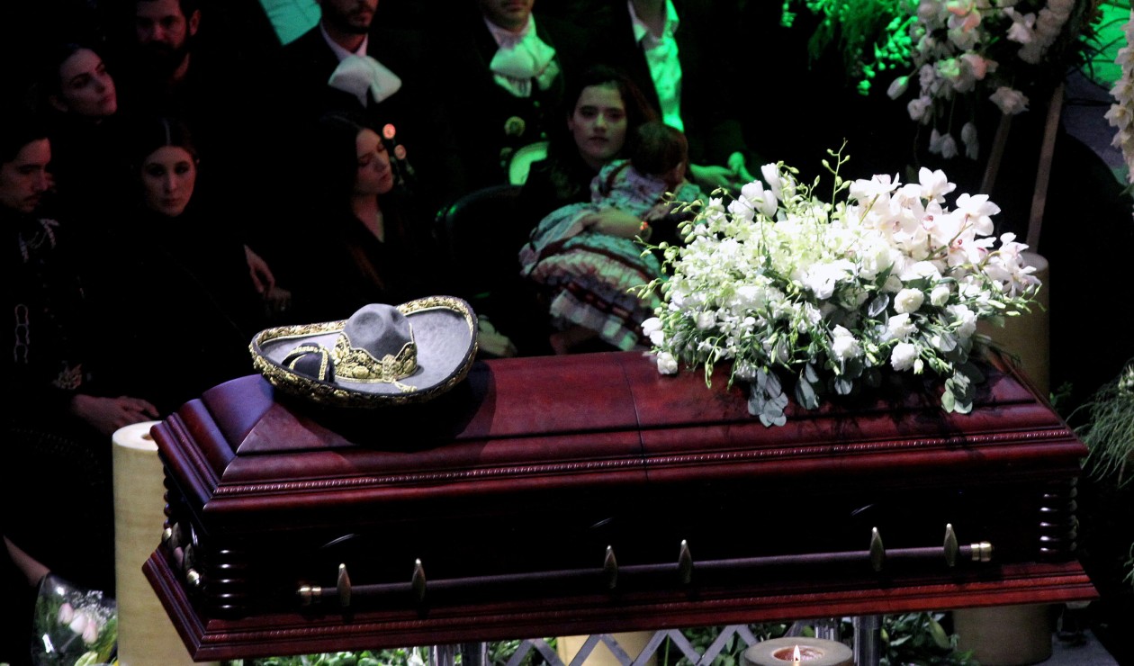 Funeral de Vicente Fernández