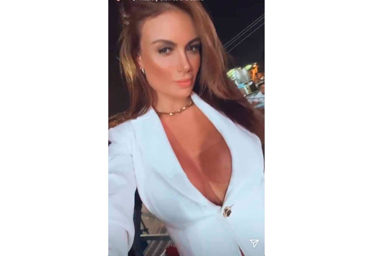 Sara Uribe