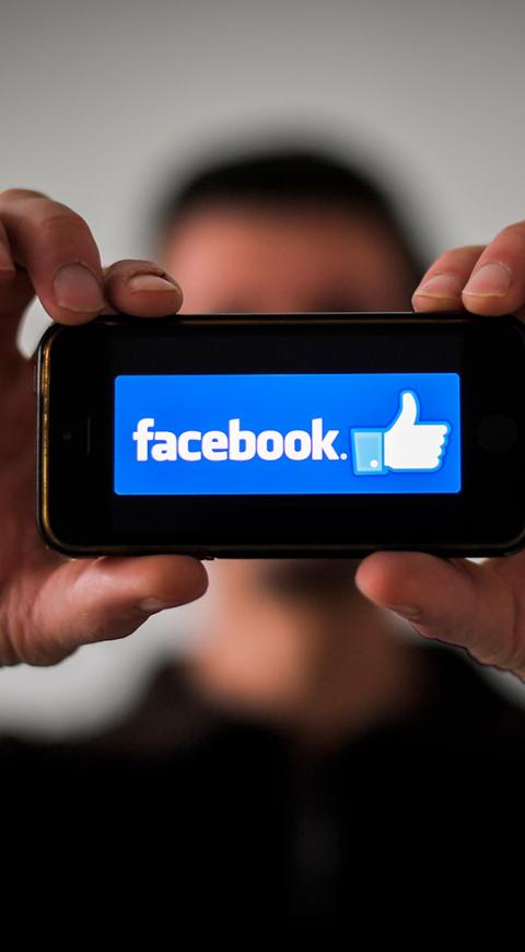 Facebook en un dispositivo móvil