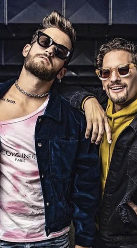 Mau y Ricky, cantantes