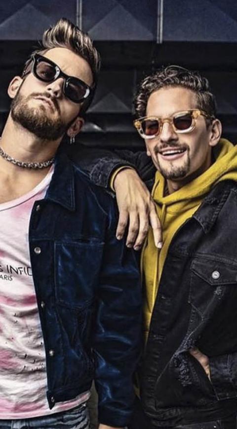 Mau y Ricky, cantantes