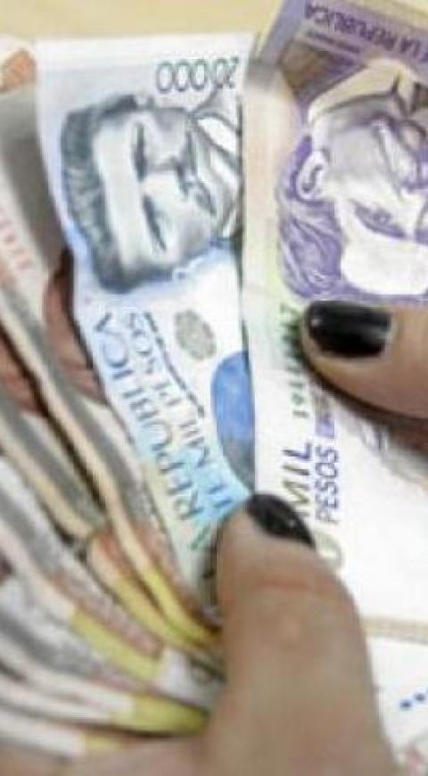 Dinero.