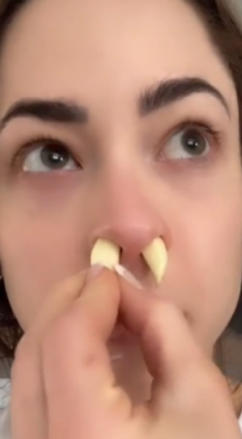 Ajos en la nariz- el reto viral de TikTok