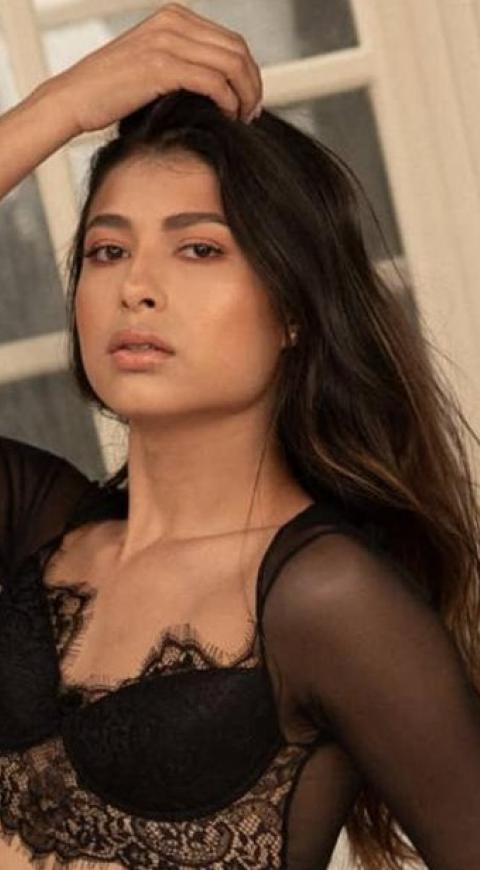 Johana García, primera presentadora transgénero.