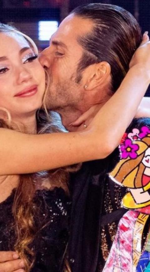 Gregorio Pernía y su hija Gregorio Pernía y su hija