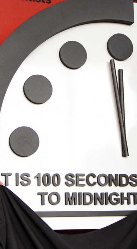Reloj del Apocalipsis marca 100 segundos para el fin del mundo