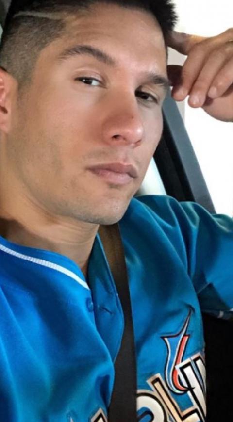 Chyno Miranda y los rumores sobre su "secuestro" Chyno Miranda en su carro