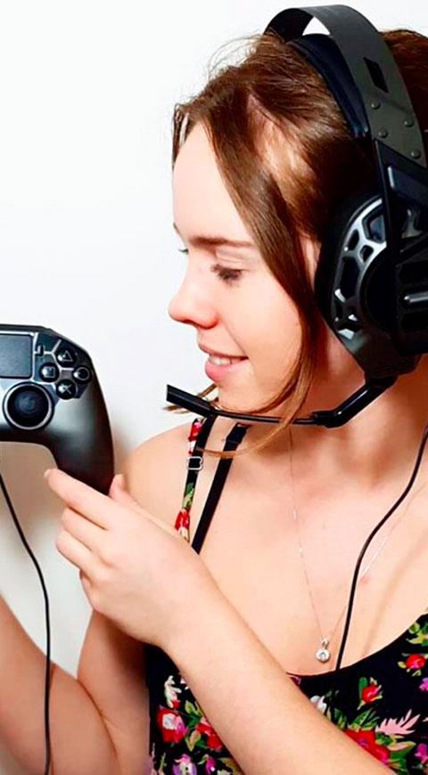 The Scarlette es una joven reconocida entre los gamers