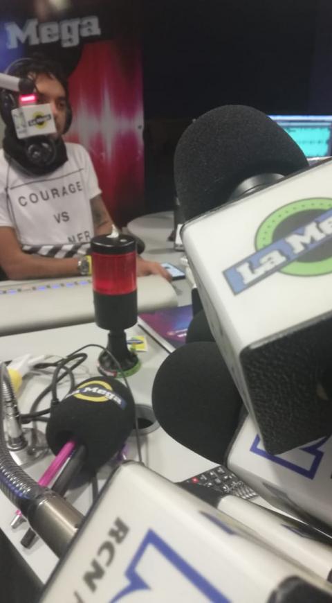 En abril, Cazainfieles mil