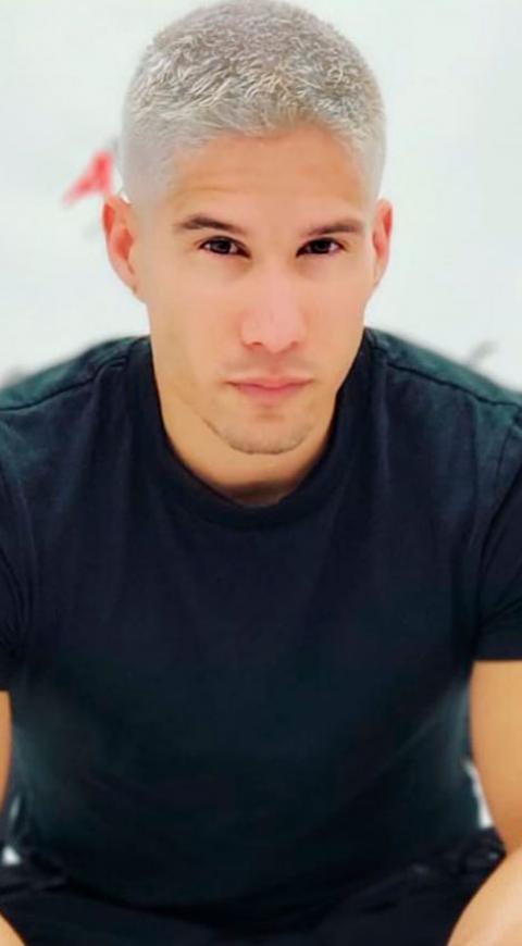 Chyno Miranda celebra su paternidad