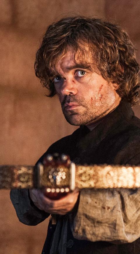 Tyrion Lanister con una ballesta