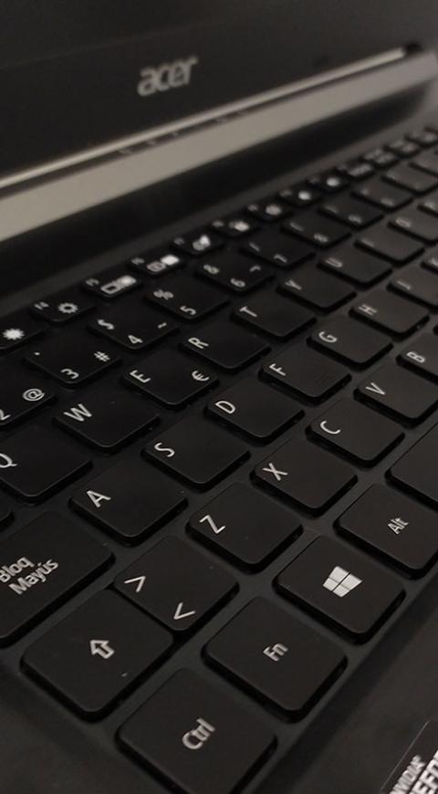 Acer Aspire 7