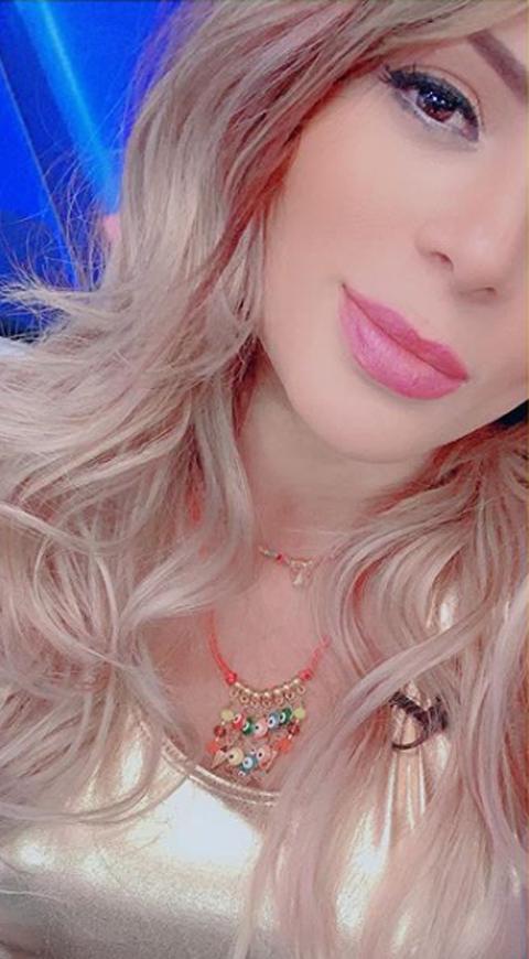 La cantante reveló difícil experiencia que vivió al iniciar su carrera musical.