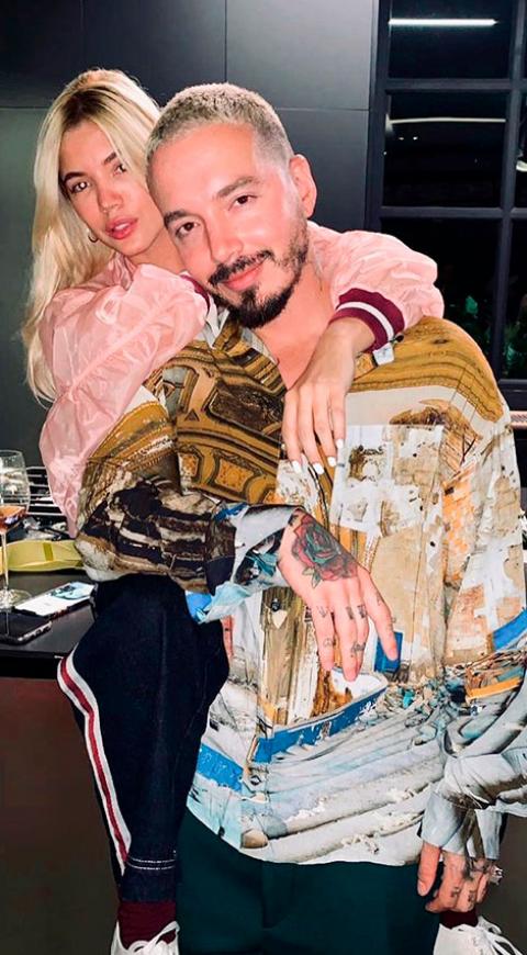 J Balvin y su hermana