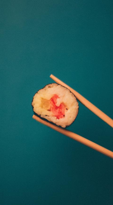 Sushi con huesitos en El Cartel