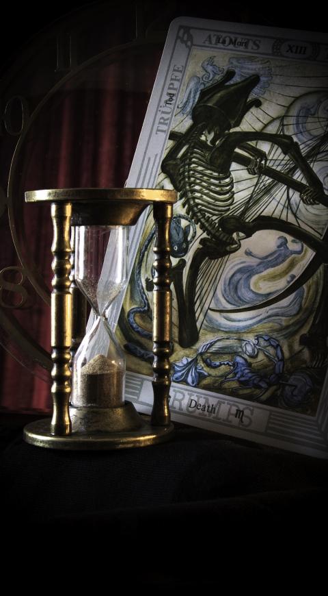 Tarot y sus misterios en El Cartel Paranormal