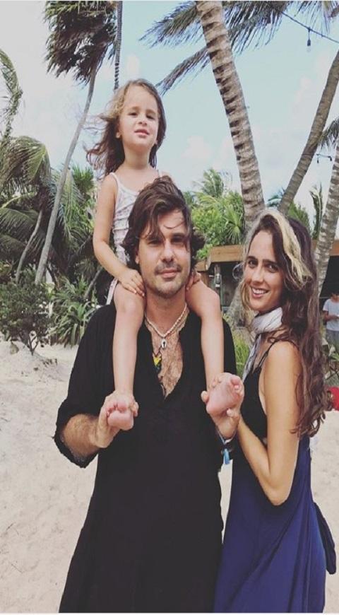 Daniela Ramos y Antonio de la Rúa