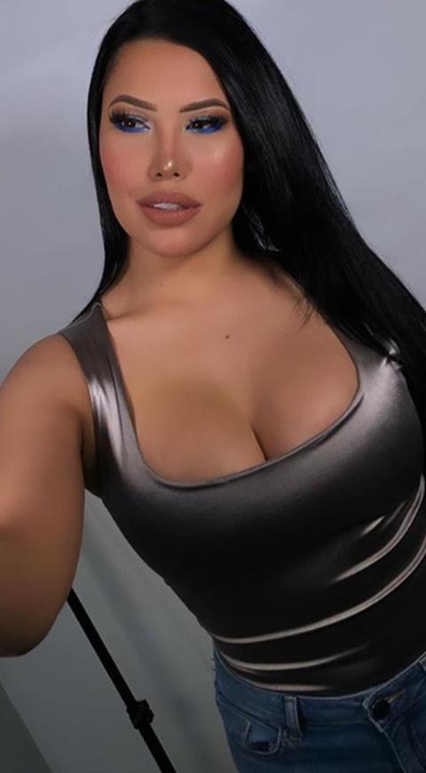 Ana del Castillo