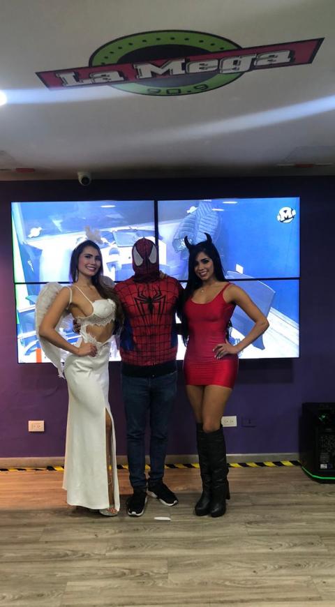 Ángel y demonia en El Cartel