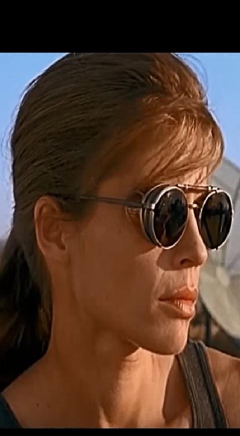 Linda Hamilton interpretando a 'Sarah Connor'
