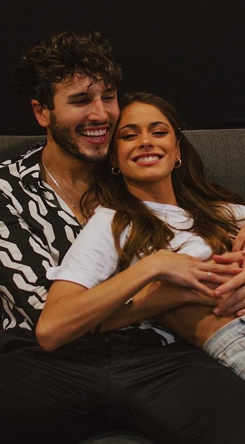 Tini y Sebastián Yatra