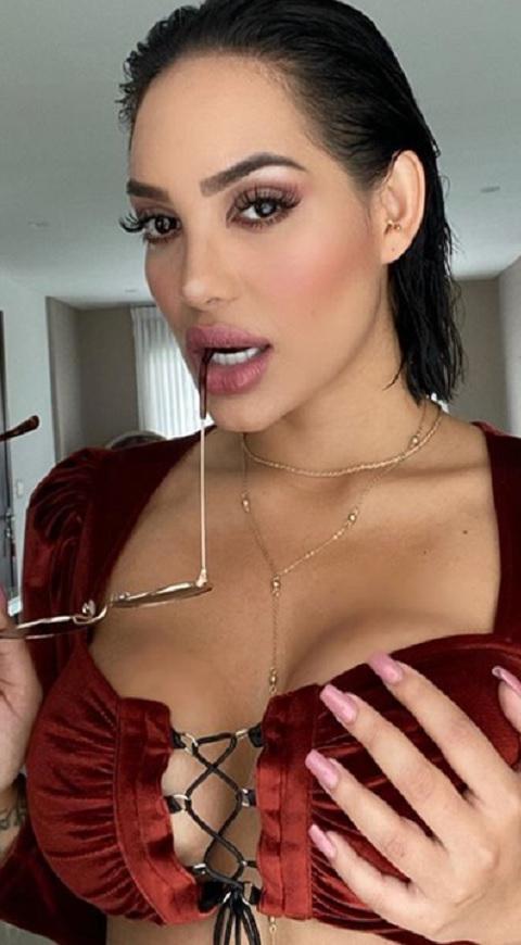 Andrea Valdiri