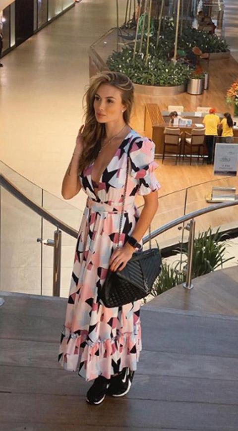 Sara Uribe