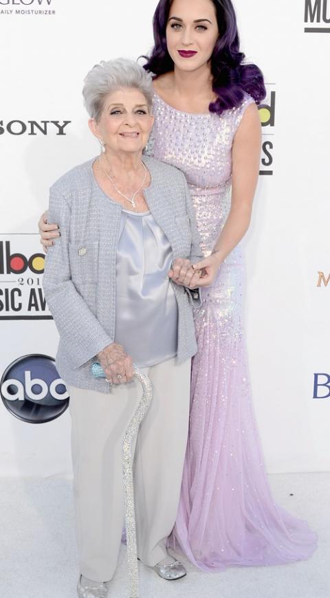 Katy Perry y su abuela Ann Pearl Hudson