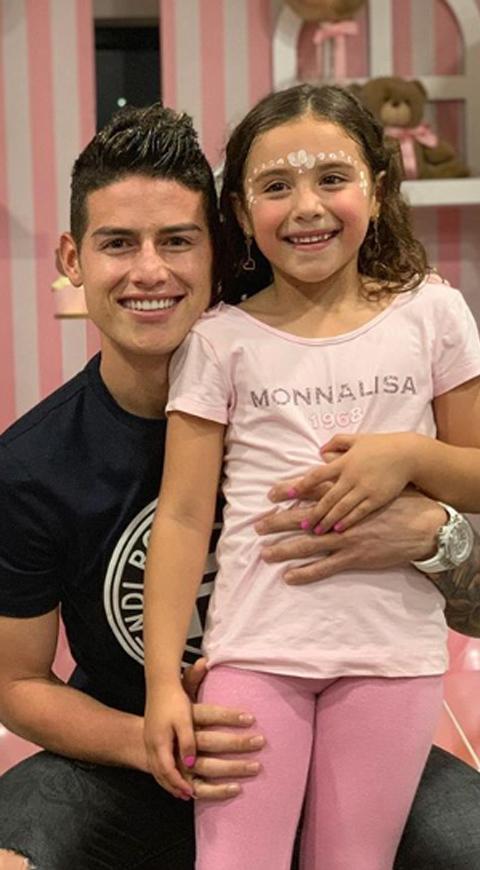 James Rodríguez y Salomé