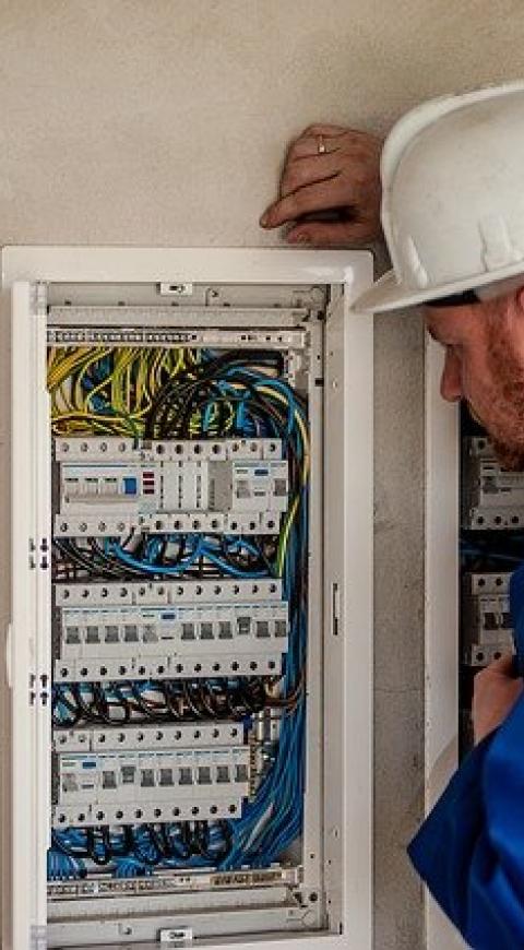 Técnico Electricista