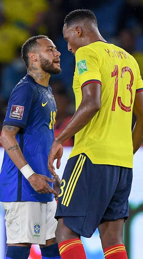 Cara cara de Yerry Mina y Neymar