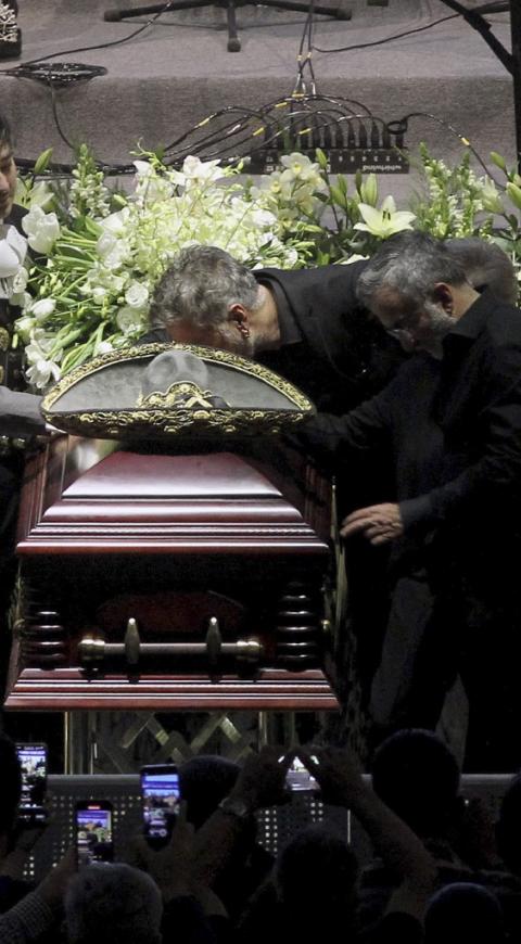 Funeral Vicente Fernández