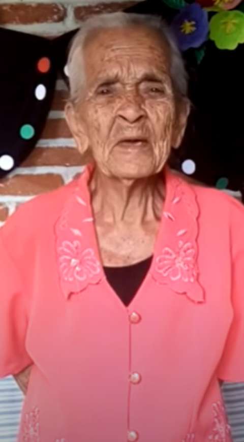 Abuelita Ninfa Youtuber