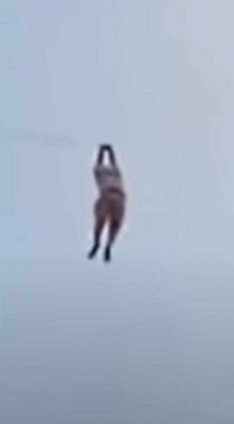 voló por los aires al ser arrastrado por una cometa