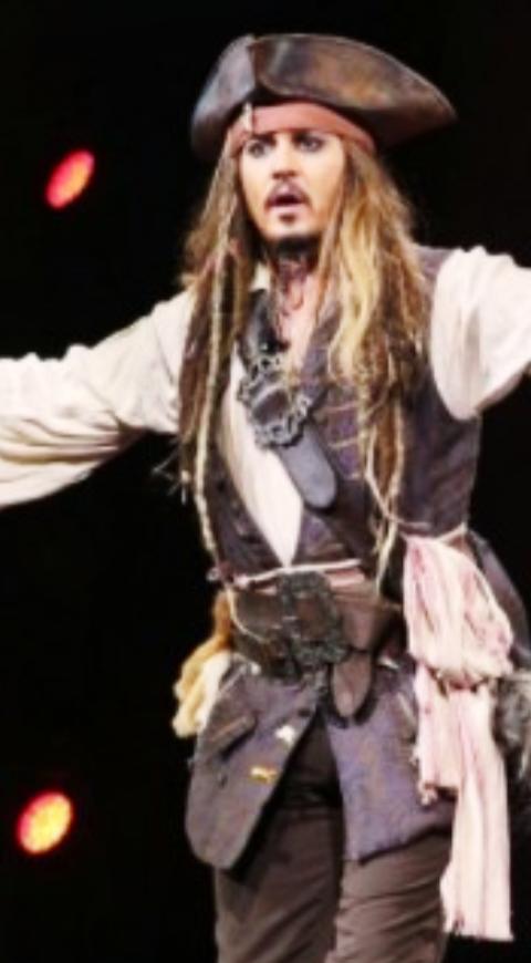 Johnny Deep como Jack Sparrow