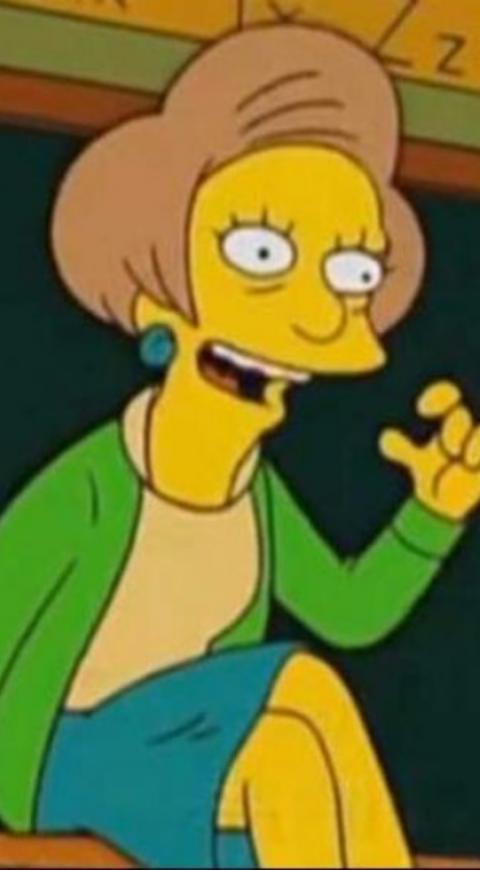 Edna Kabappel- Los Simpson Edna Kabappel- Los Simpson