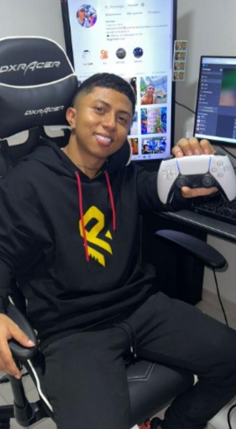 Zheninjas gamer contratado por Facebook Zheninjas gamer contratado por Facebook