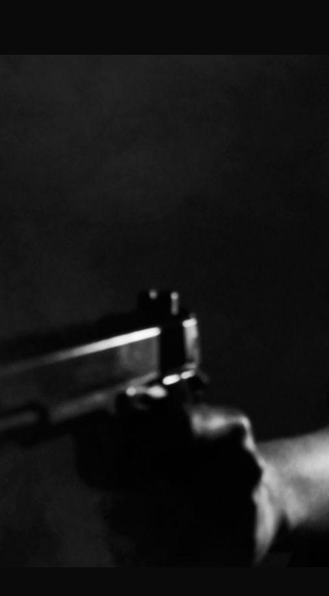 Pistola-arma-asesinato Mujer que escribió "cómo asesinar a tu marido" es condenada a cadena perpetua