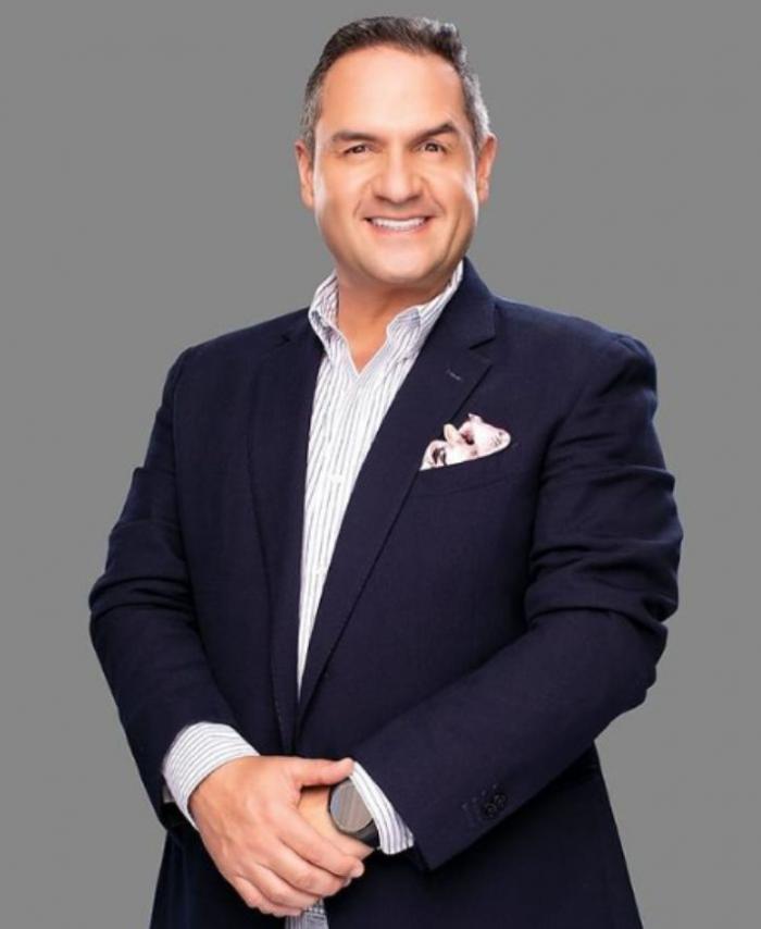Mauricio Vélez después